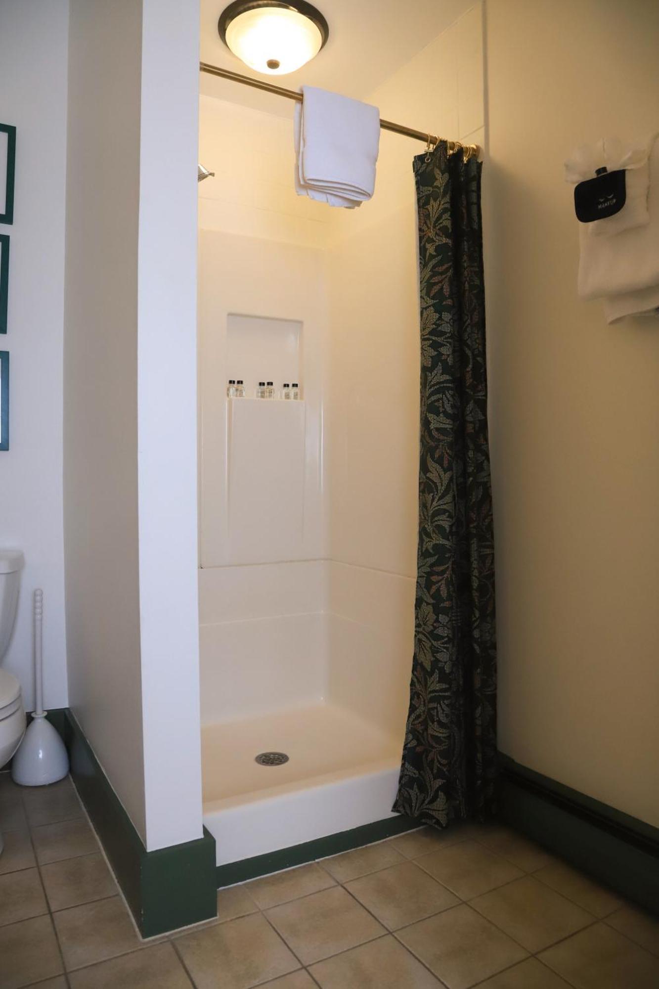 Hartstone Inn Кэмден Экстерьер фото
